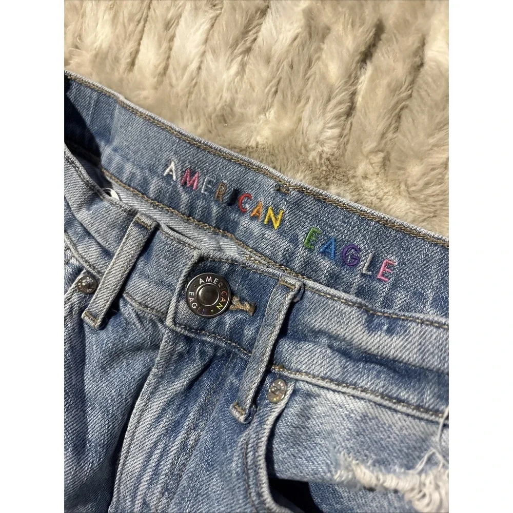 American Eagle Pride 90s Straight Distressed Raw Hem Denim Jeans Women Size 0